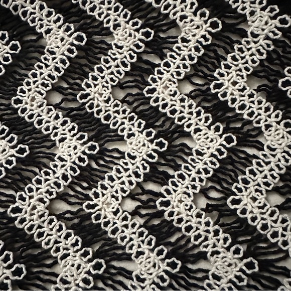 Crochet pants - Picture 6 of 7